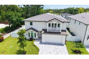 2596 FLOYD STREET, SARASOTA, FL 34239 - MLS#MFRA4656879