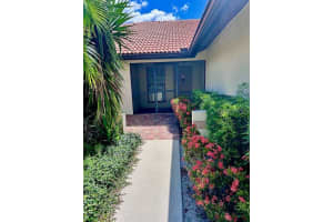 230 LAUREL HOLLOW DRIVE, NOKOMIS, FL 34275 - MLS#MFRA4656897