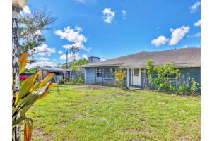 2818 OLYMPIC STREET, SARASOTA, FL 34231 - MLS#MFRA4656930