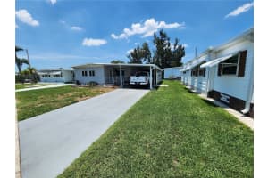 5316 Chateau Ln, BRADENTON