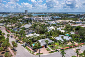 409 WASHINGTON DRIVE, SARASOTA, FL 34236 - MLS#MFRA4656978