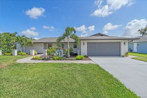4396 PASADENA CIRCLE, SARASOTA, FL 34233 Sold 08/20/25