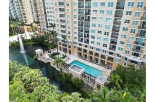 750 TAMIAMI TRAIL, SARASOTA, FL 34236 - MLS#MFRA4656997