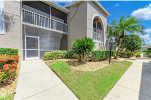 9580 High Gate Dr #1822, SARASOTA