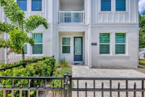 2513 BOONE COURT, SARASOTA, FL 34237 - MLS#MFRA4657018