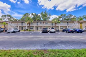 924 La Costa Cir #4, SARASOTA