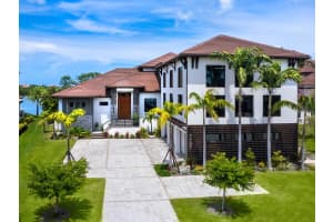 4907 TOPSAIL DRIVE, NOKOMIS, FL 34275 Sold 08/04/25