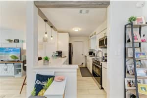 237 SAXON CIRCLE, VENICE, FL 34293 Sold 07/31/25