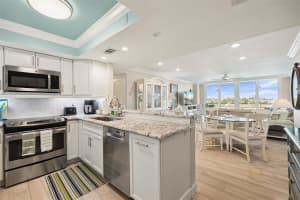 6415 MIDNIGHT PASS ROAD, SARASOTA, FL 34242 Sold 09/12/25