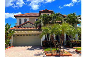 3706 80TH DRIVE, SARASOTA, FL 34243 - MLS#MFRA4657088