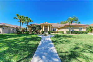 8315 Eagle Xing, SARASOTA
