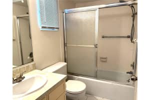 3321 FULLER STREET, SARASOTA, FL 34231 - MLS#MFRA4657125