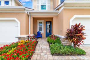 3673 FESCUE LANE, SARASOTA, FL 34232 - MLS#MFRA4657127