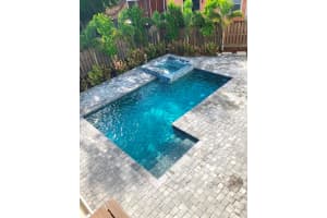 2110 MICHELE DRIVE, SARASOTA, FL 34231 - MLS#MFRA4657130
