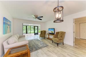 258 SHERWOOD DRIVE, BRADENTON, FL 34210 - MLS#MFRA4657135