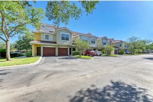 5001 Baraldi Cir #22-202, SARASOTA