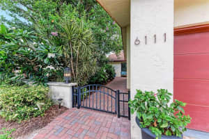 6111 Courtside Dr, BRADENTON
