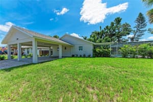2400 LAKE SHORE DRIVE, NOKOMIS, FL 34275 Sold 08/22/25