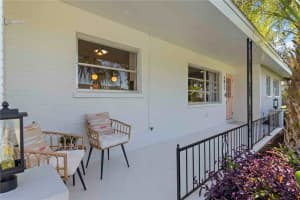 3011 BOUGAINVILLEA STREET, SARASOTA, FL 34239 - MLS#MFRA4657218