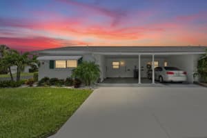 6016 Hibiscus Dr, BRADENTON