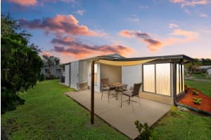 4309 CHINABERRY CIRCLE, BRADENTON, FL 34208 Sold 08/07/25