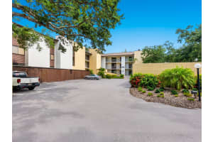 2748 ORCHID OAKS DRIVE, SARASOTA, FL 34239 - MLS#MFRA4657252