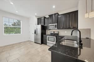 6454 BAYTOWN DRIVE, SARASOTA, FL 34240 Sold 09/26/25