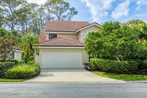 7674 FAIRWAY WOODS DRIVE, SARASOTA, FL 34238 - MLS#MFRA4657285