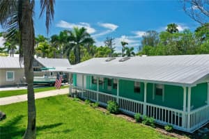 12107 45TH AVENUE, CORTEZ, FL 34215 - MLS#MFRA4657288