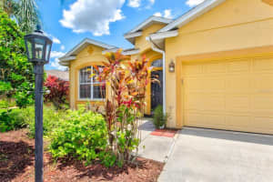 5004 CREEKSIDE TRAIL, SARASOTA, FL 34243 - MLS#MFRA4657317