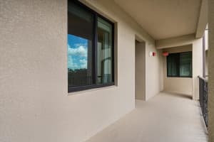 17118 VARDON TERRACE, LAKEWOOD RANCH, FL 34211 - MLS#MFRA4657318