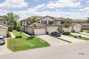 5921 WAKE FOREST RUN, BRADENTON, FL 34211 - MLS#MFRA4657335