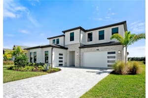2592 WATERFRONT CIRCLE, SARASOTA, FL 34240 - MLS#MFRA4657348