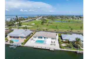 605 IVANHOE LANE, HOLMES BEACH, FL 34217 Sold 08/28/25