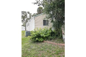 3300 26TH AVENUE, BRADENTON, FL 34208 Sold 07/31/25