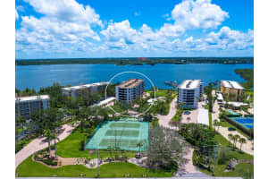 8701 MIDNIGHT PASS ROAD, SARASOTA, FL 34242 - MLS#MFRA4657368