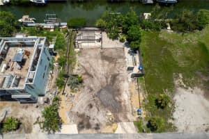 640 LYONS LANE, LONGBOAT KEY, FL 34228 - MLS#MFRA4657391