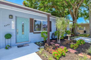 2432 ASPINWALL STREET, SARASOTA, FL 34237 - MLS#MFRA4657397