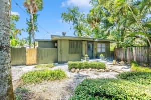 2027 PANAMA DRIVE, SARASOTA, FL 34234 - MLS#MFRA4657429