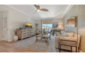 750 TAMIAMI TRAIL, SARASOTA, FL 34236 - MLS#MFRA4657467