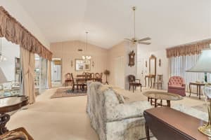 5510 GARDEN LAKES OAK, BRADENTON, FL 34203 Sold 08/22/25