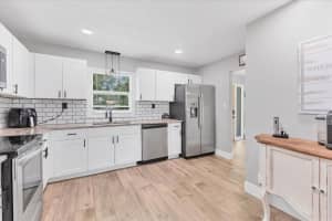 2503 LAKE DRIVE, WIMAUMA, FL 33598 - MLS#MFRA4657570