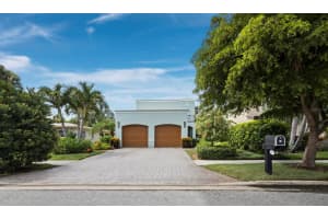 1884 GROVE STREET, SARASOTA, FL 34239 - MLS#MFRA4657617