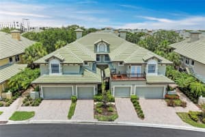 6536 MOORINGS POINT CIRCLE, LAKEWOOD RANCH, FL 34202 - MLS#MFRA4657621