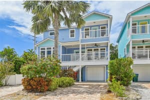 202 75th St, HOLMES BEACH