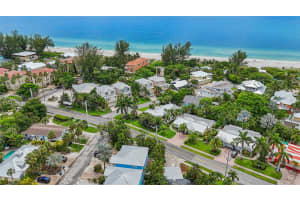 202 75TH STREET, HOLMES BEACH, FL 34217 - MLS#MFRA4657637