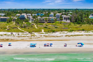 546A BEACH ROAD, SARASOTA, FL 34242 - MLS#MFRA4657651