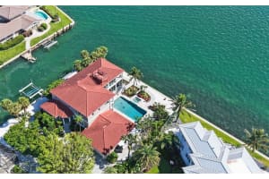 585 Gunwale Ln, LONGBOAT KEY
