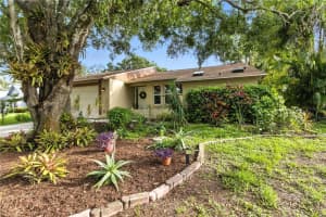 832 HARROWOOD COURT, SARASOTA, FL 34232 - MLS#MFRA4657726