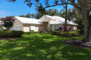 7904 HAMPTON COURT, UNIVERSITY PARK, FL 34201 Sold 02/27/26